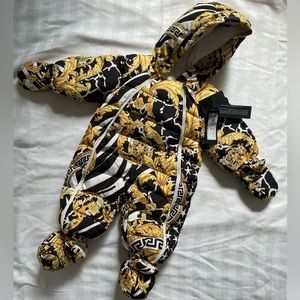 NWT Versace snowsuit size 3-6 months